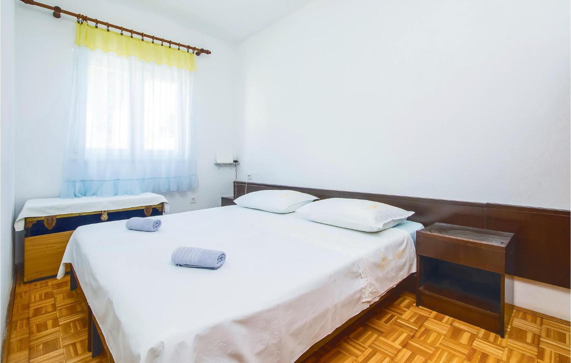 Beautiful Home In Pucisca With Wifi Εξωτερικό φωτογραφία